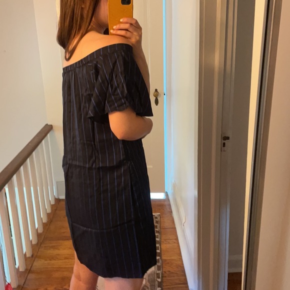 Banana Republic Off-the-shoulder Navy Blue Stripped Dress - Picture 9 of 10